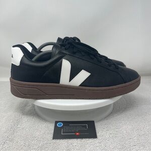 VEJA Urca Leather Lace Up Sneakers Men’s Size 11.5 Black Natural EXCELLENT